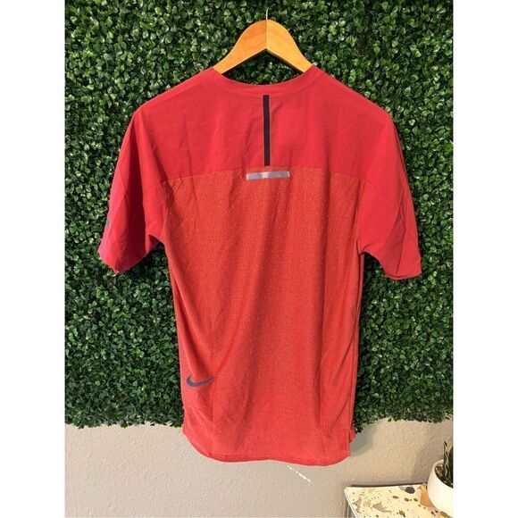 Nike Men's TECH PACK TOP HYBRID RUNNING SHIRT Red Dri-Fit Small - Picture 5 of 6